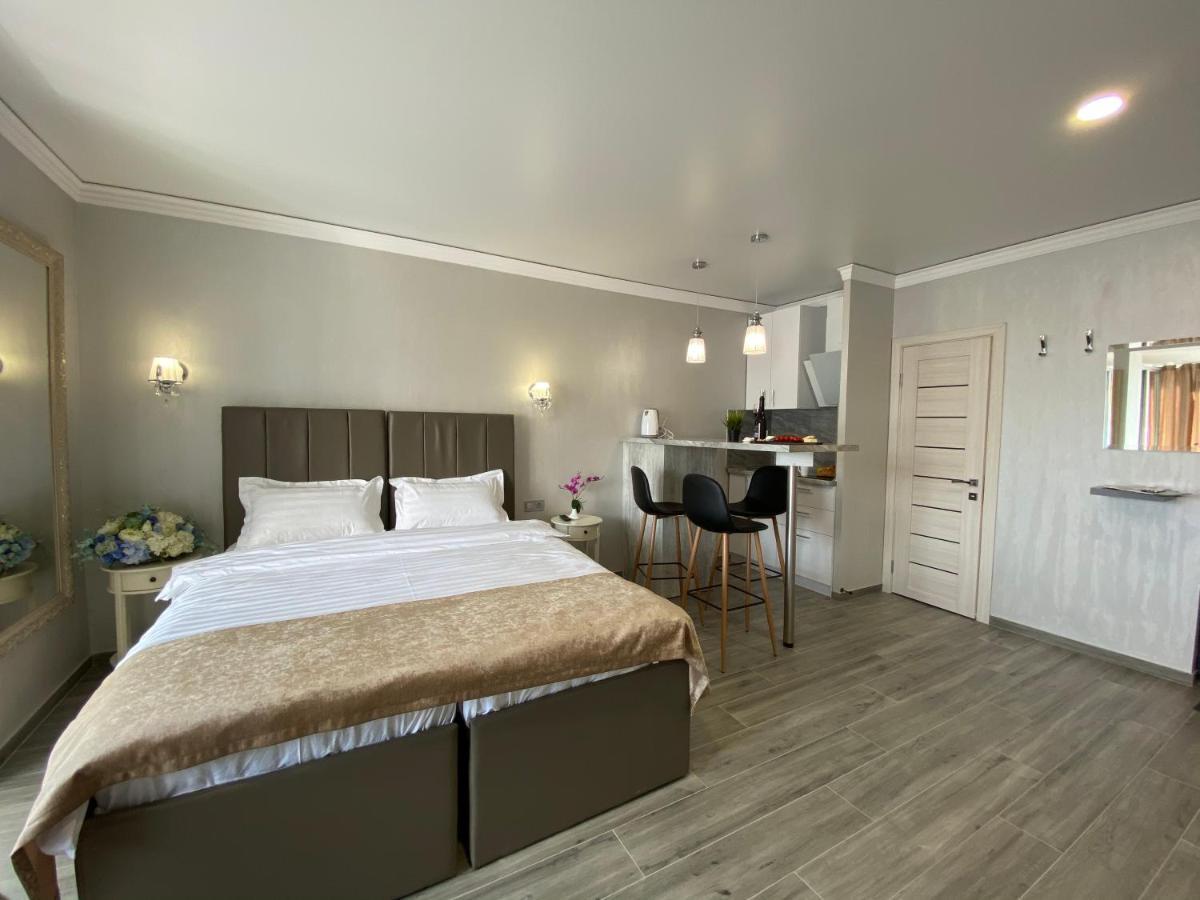 Apart Reserve Central İvano-Frankivsk Dış mekan fotoğraf